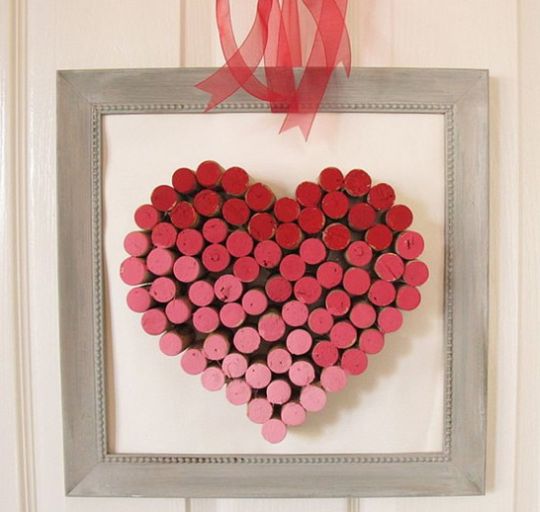 Este artesanato com rolhas para o dia dos namorados encantará o seu amor (Foto: Divulgação)