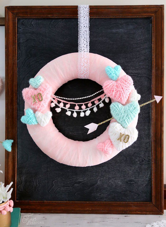 Coração Decorativo para Dia dos Namorados Passo a Passo (Foto: fynesdesigns.com)