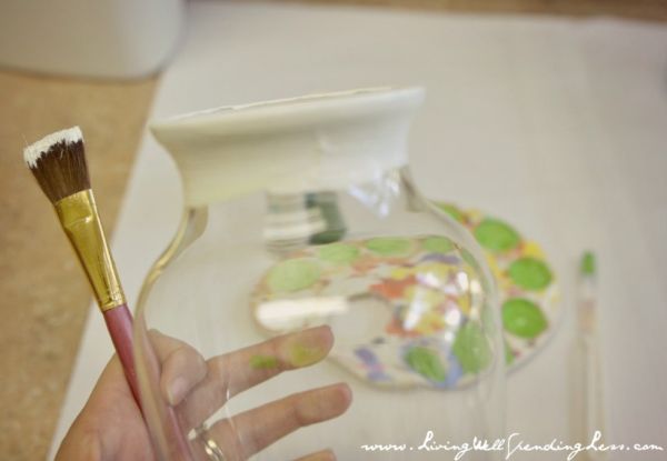Pintura Degradê em Vidros Passo a Passo (Foto: livingwellspendingless.com)