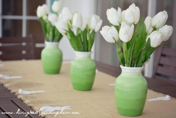 Pintura Degradê em Vidros Passo a Passo É muito fácil fazer esta pintura degradê em vidros (Foto: livingwellspendingless.com)