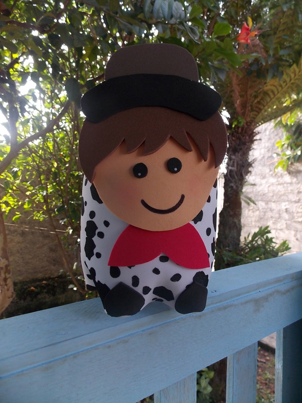 20 Ideias de Artesanato com Garrafa Pet para Festa Junina Papel De Parede Adesivo Onde Comprar ~ 20 Ideias de Artesanato com Garrafa Pet para Festa Junina