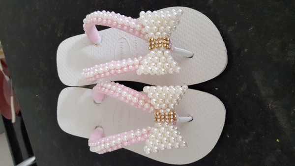 chinelo com perolas duas cores chinelo com perolas duas cores