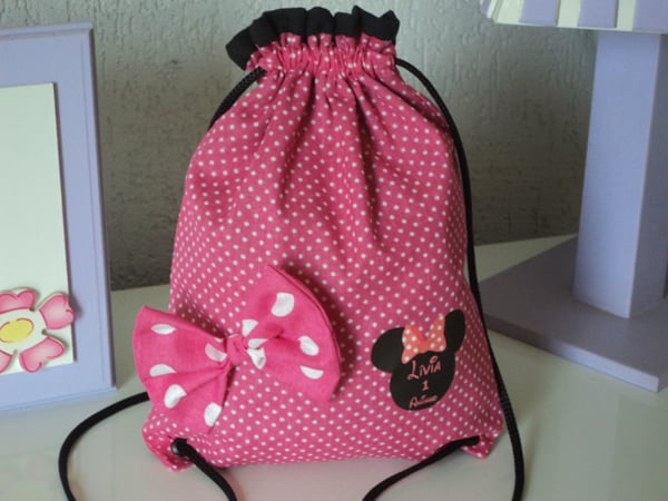 mochila tipo saco com laço mochila tipo saco com laço