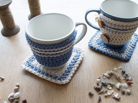 As capas de crochê para xícaras vão deixar suas louças e seus momentos de descontração muito mais interessantes (Foto: Divulgação)