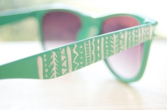 É muito fácil customizar óculos de sol e você pode fazer isso de várias formas (Foto: Divulgação)
