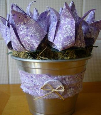 Faça flores de origami para dia das mães e receba muitos aplausos e elogios (Foto: Divulgação) 