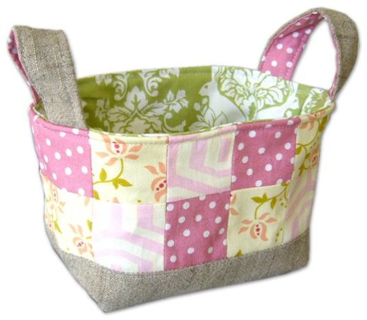 Esta cesta de tecido é diferente e garante muitos elogios por onde você passar (Foto: ayumills.blogspot.com.br)