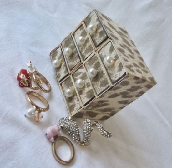 Porta-joias com caixinha de fósforo é delicado, é lindo e fácil de ser feito (Foto: gosto-disto.com) 