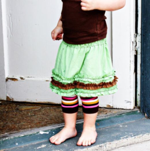 Esta joelheira para bebê é linda, mas muito fácil e barata de ser feita (Foto: sewmuchado.com) 