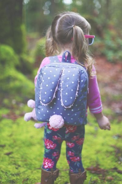 Mochila de coelhinho também pode vira fonte de renda (Foto: sewmuchado.com) 