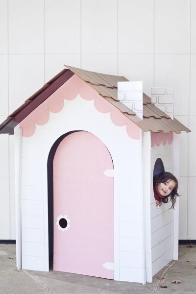 Esta ideia de casinha infantil vai encantar a sua criança (Foto: abeautifulmess.com)