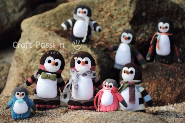 Estes fofos pinguins de meia podem ter o estilo que você desejar (Foto: craftpassion.com) 