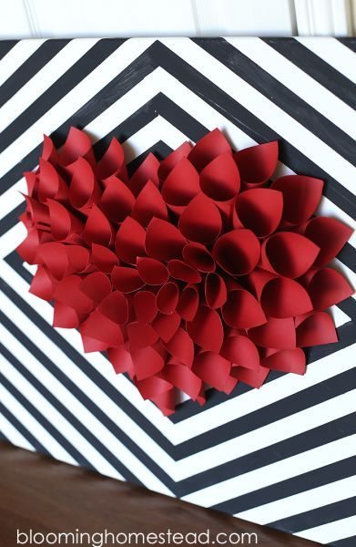 Quadro de coração 3D com cones de papel é lindo, barato e fácil de ser feito (Foto: bloominghomestead.com) 