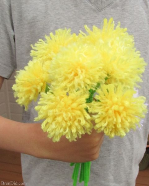 Buquê de flores de lã é lindo e também barato (Foto: brendid.com)