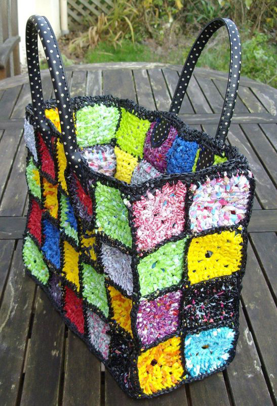 15 Ideias de Artesanato Feito com Sacolas Plásticas Artesanato Passo a Passo! Adesivo De Parede Espelhado ~ 15 Ideias de Artesanato Feito com Sacolas Plásticas Artesanato Passo a Passo!