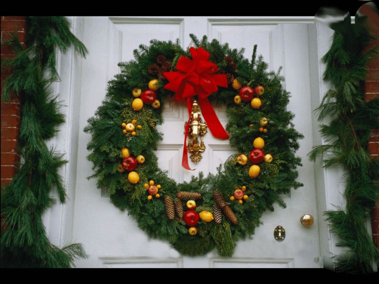 20 Ideias de Guirlandas de Natal para Vender - Artesanato Passo a Passo! 20 Ideias de Guirlandas de Natal para Vender - Artesanato Passo a Passo!