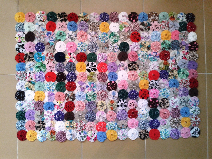 18 Ideias de Tapetes Feitos com Fuxico Artesanato Passo a Passo! Artesanato Festa Infantil Passo A Passo ~ 18 Ideias de Tapetes Feitos com Fuxico Artesanato Passo a Passo!