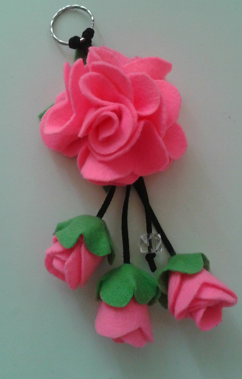 Artesanato para Dia dos Namorados em Feltro Artesanato Passo a Passo! Aparador Branco Laqueado ~ Artesanato para Dia dos Namorados em Feltro Artesanato Passo a Passo!