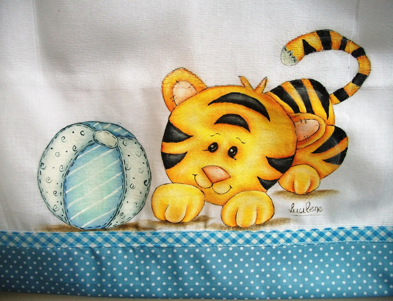 fralda pintada tigre