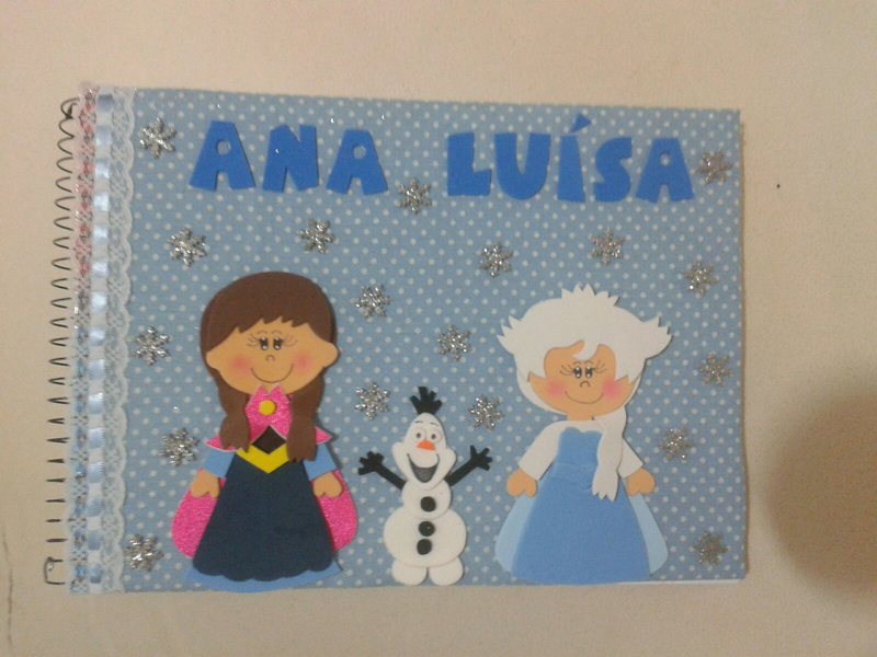 caderno com eva de frozen