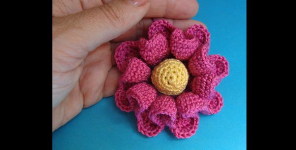 flor de croche bolinha