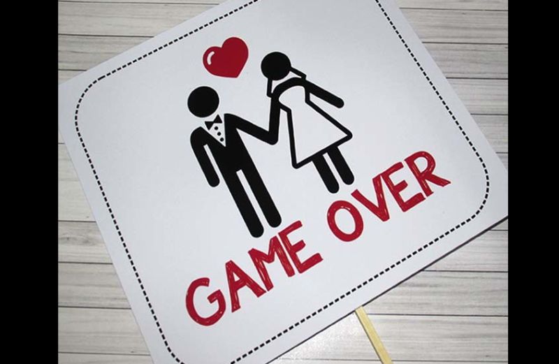 placa para casamento game over 