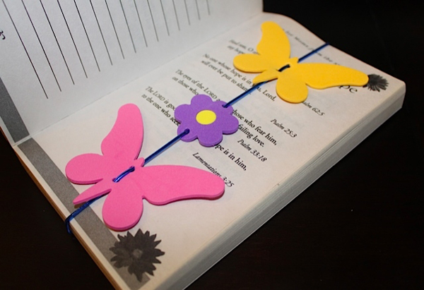 marcador de livro em eva de borboleta