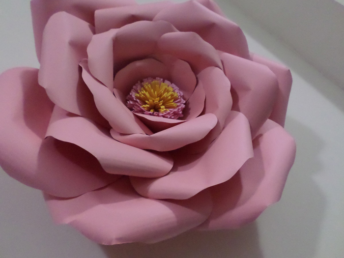 rosas de papel cartolina