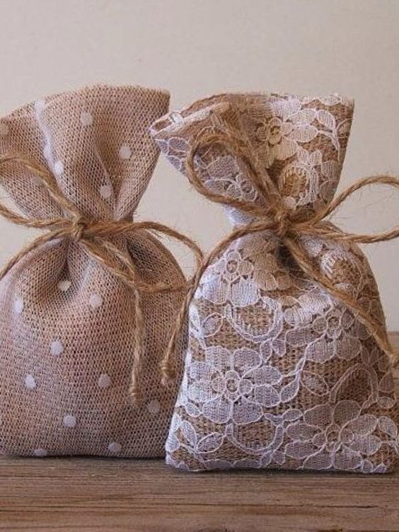 lembrança de casamento juta e renda lembrança de casamento juta e renda