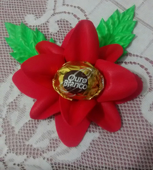 porta bombom em eva de flor vermelha porta bombom em eva de flor vermelha
