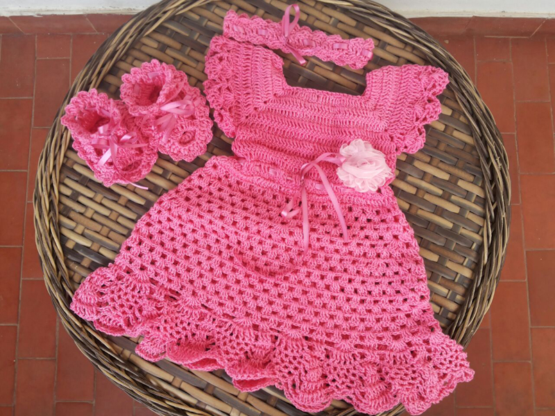 vestido para bebe recem nascido em croche