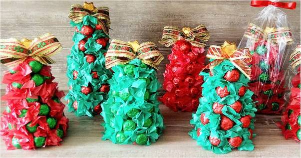 Árvore de Natal de bombom: 20 ideias de decoração deliciosas - Artesanato Passo a Passo! Árvore de Natal de bombom: 20 ideias de decoração deliciosas - Artesanato Passo a Passo!