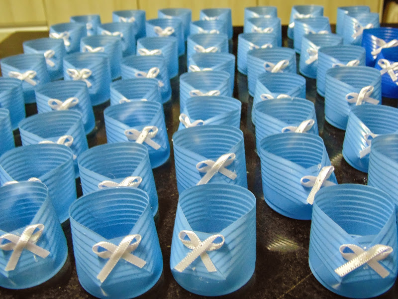sapatinho de copo descartável azul sapatinho de copo descartável azul