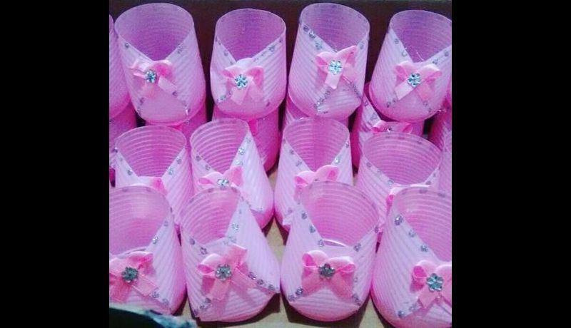 sapatinho de copo descartável com glitter sapatinho de copo descartável com glitter