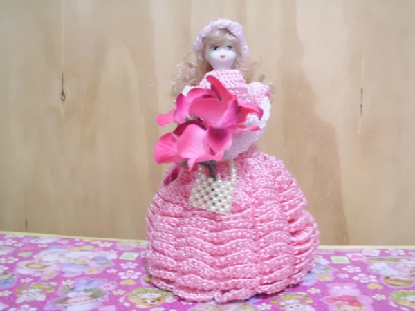 boneca de garrafa pet com flor