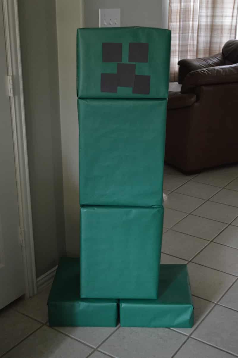 boneco minecraft verde