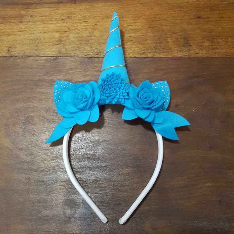 tiara unicornio azul