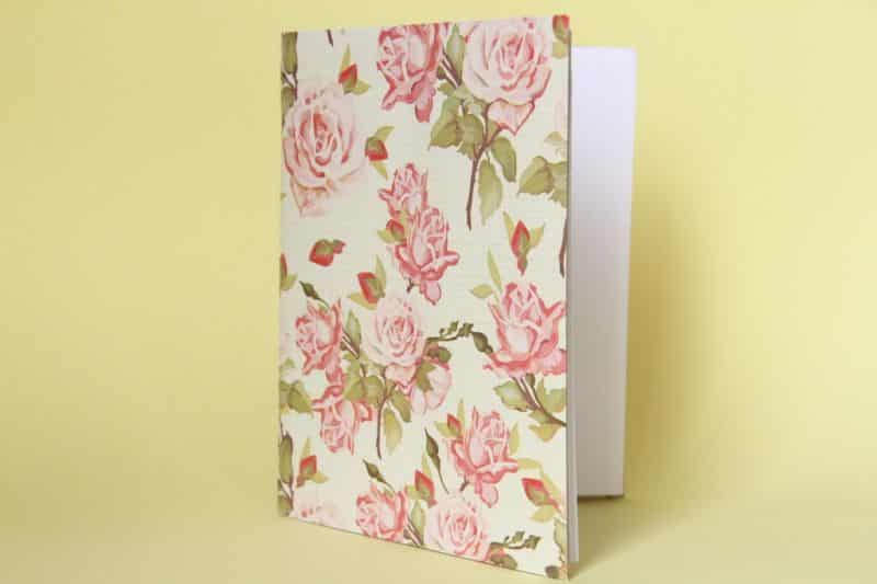 caderno decorado rosas