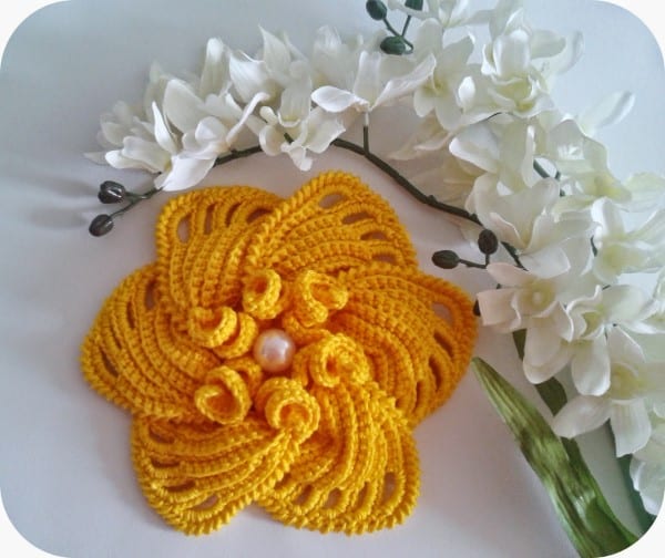flor amarilis
