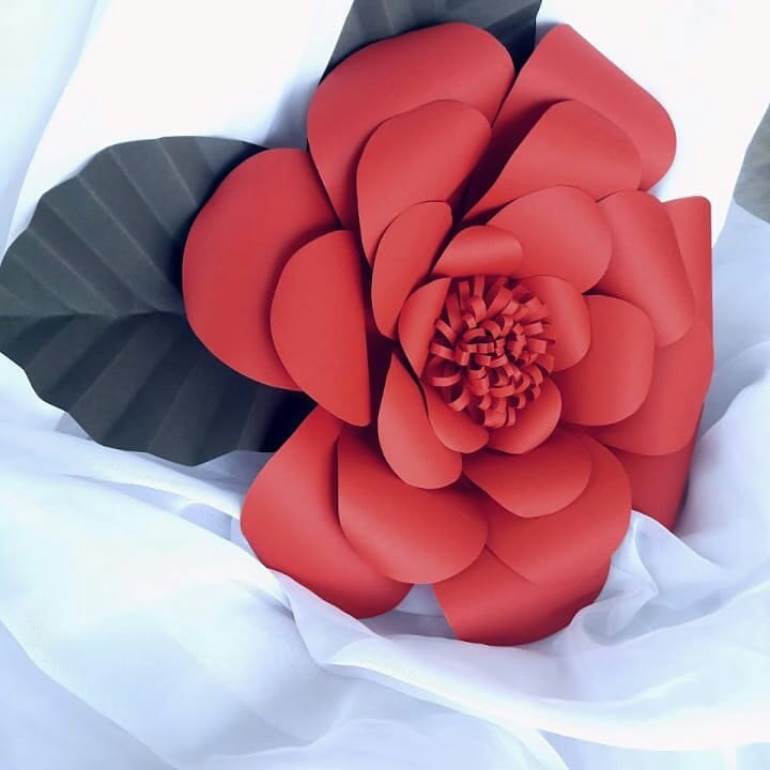 flor de papel vermelha