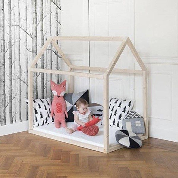 mini cama montessoriana unissex