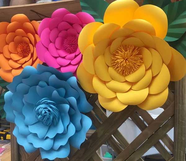 Flores de papel colorido
