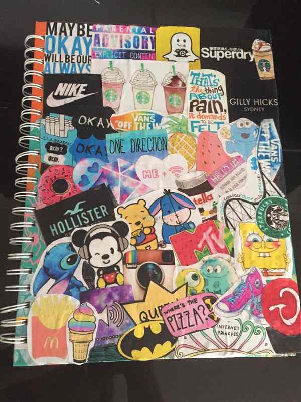 caderno com colagens