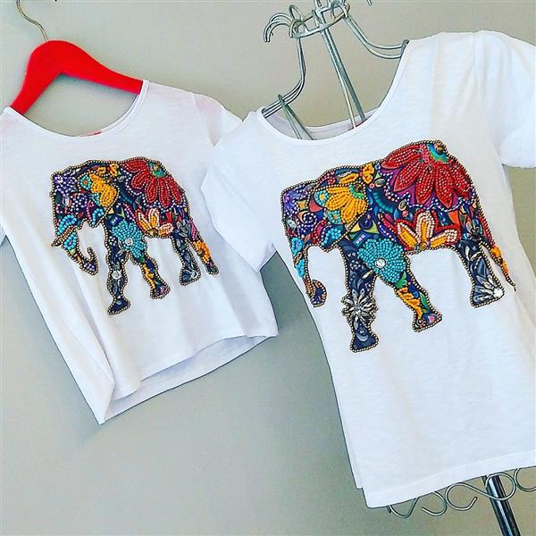 camiseta-elefante-bordada-a-mo-me-e-filha