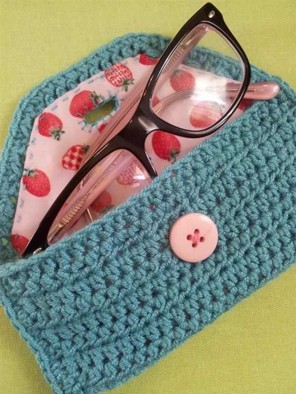 crochet-case