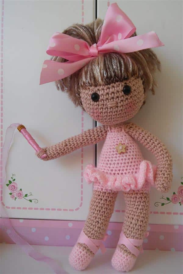 amigururmi com cabelo liso