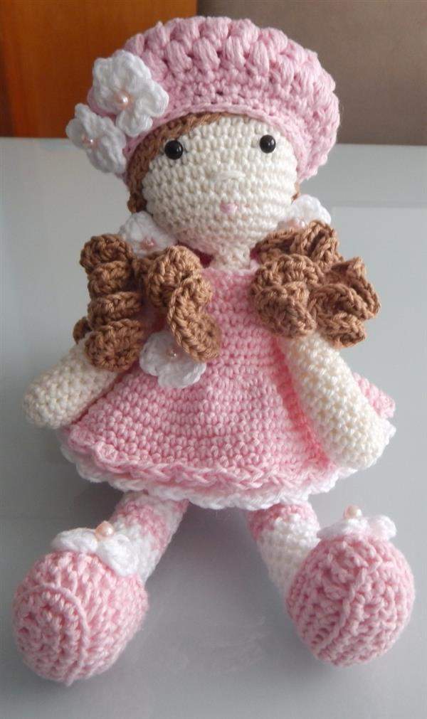 boneca-croche-amigurumi grande