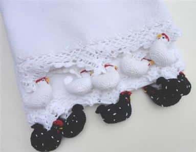 pano-de-prato-bico-crochet-galinhas