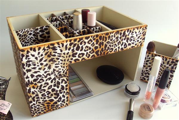 porta-maquiagem-animal-print-onca