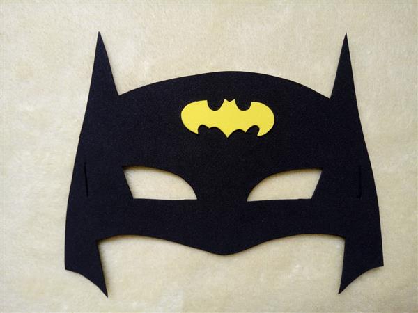 Máscara do Batman: Molde, EVA, feltro e papel - Artesanato Passo a Passo!